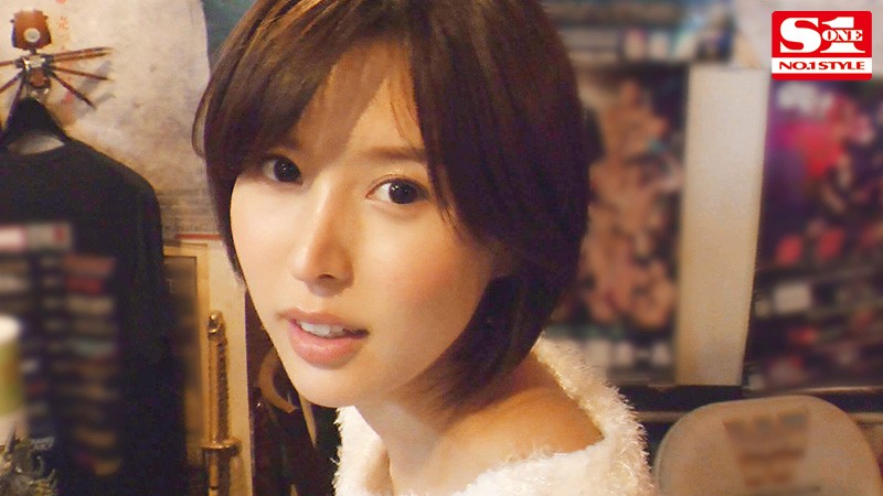 酔わせたら9割9分ヤレる女 ～酒入ると下半身ゆるゆるパンチラしっぱなしオンナと朝までSEX～ 葵つかさ サンプル 1