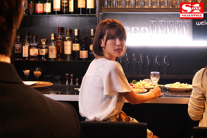 同窓会NTR 嫁を昔弄んで捨てたクズすぎる元カレにまさか寝取られるなんて… 葵つかさ プレビュー画像 1